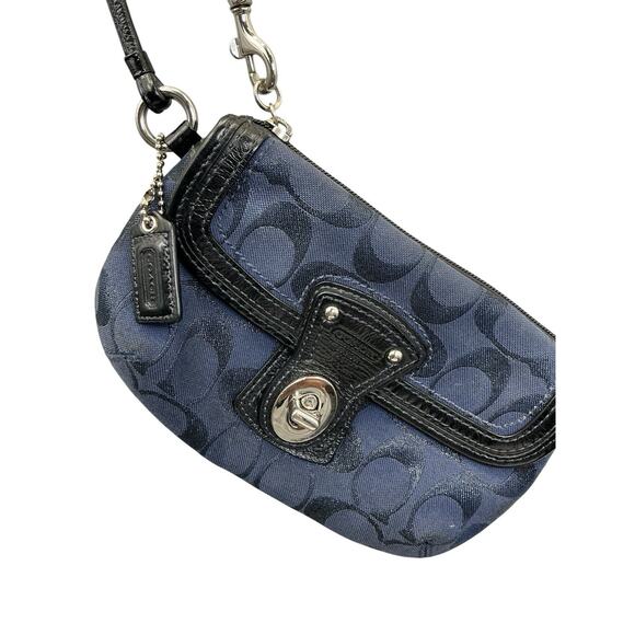 COACH Legacy Black/ Navy Blue Signature Canvas Leather Trims Wristlet #F44677 - Picture 2 of 11